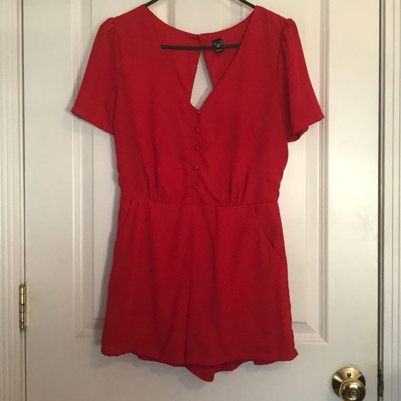 Button upfront romper - Picture 1 of 2